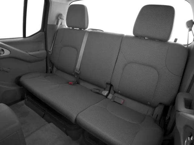 Used 2016 Silver Nissan S image 13