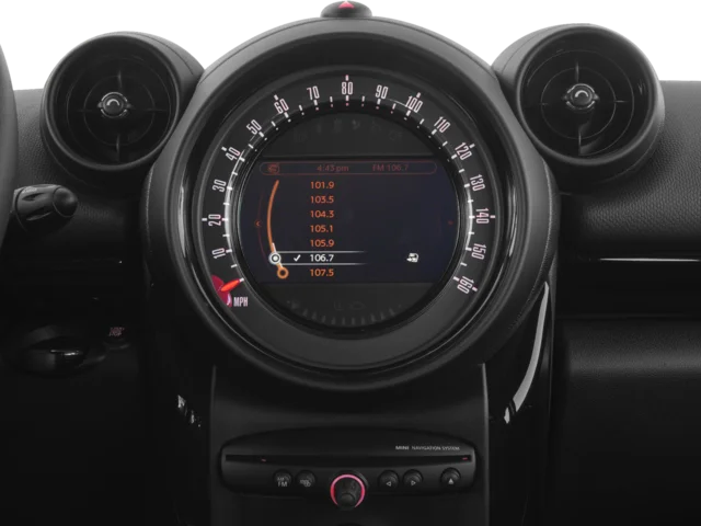 Used 2016 Black MINI Base image 9