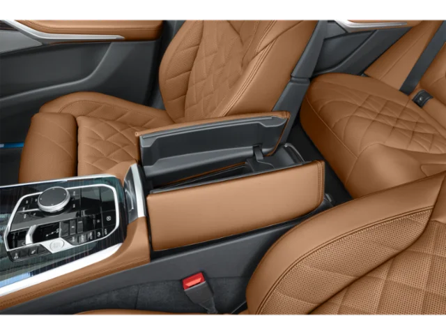 New 2027 Black Sapphire Metallic BMW  image 11