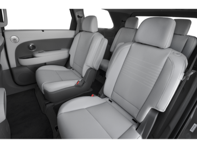 New 2027 Creamy White Pearl Hyundai Limited 7P image 10