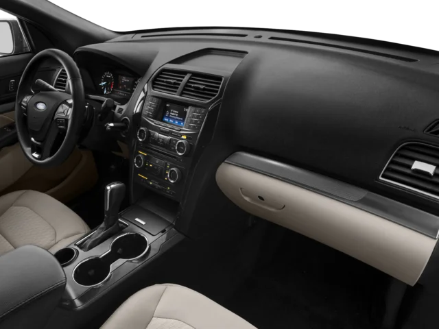 Used 2017  Ford Base image 16