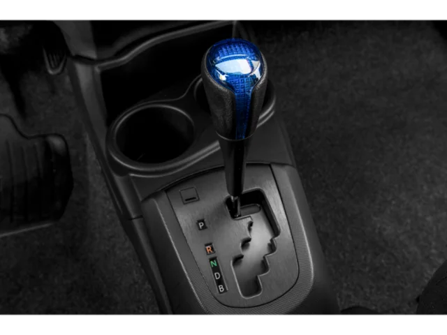 Used 2015 Moonglow Toyota Two image 11