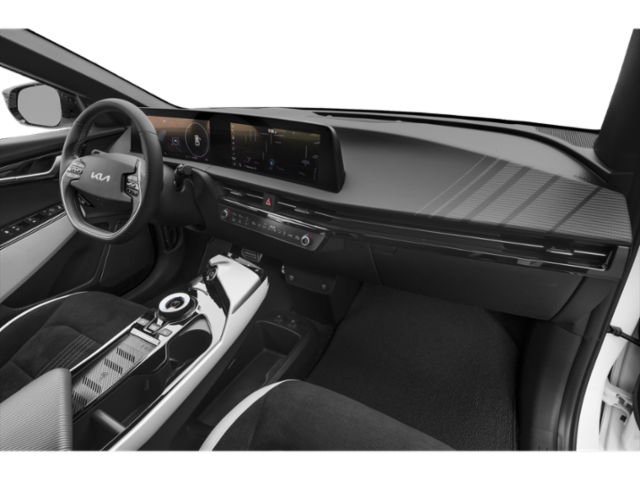 Used 2023 Green Kia GT-Line image 12