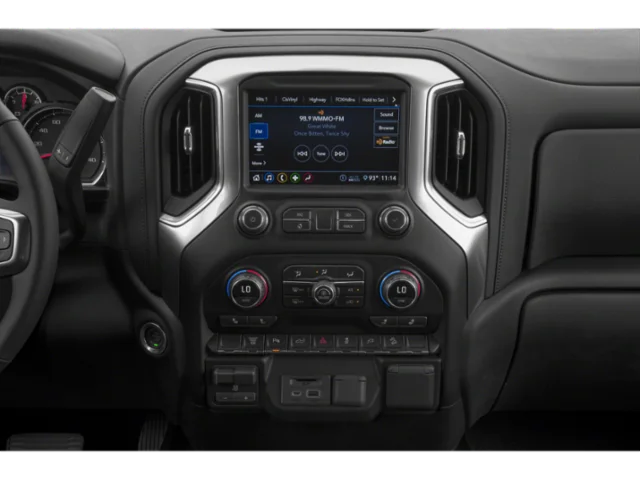 Used 2022 Silver Chevrolet LT image 7