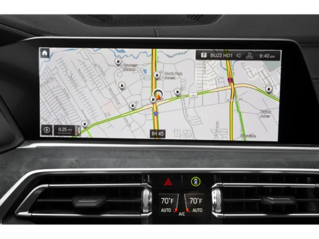 Used 2023 White BMW M50i image 13