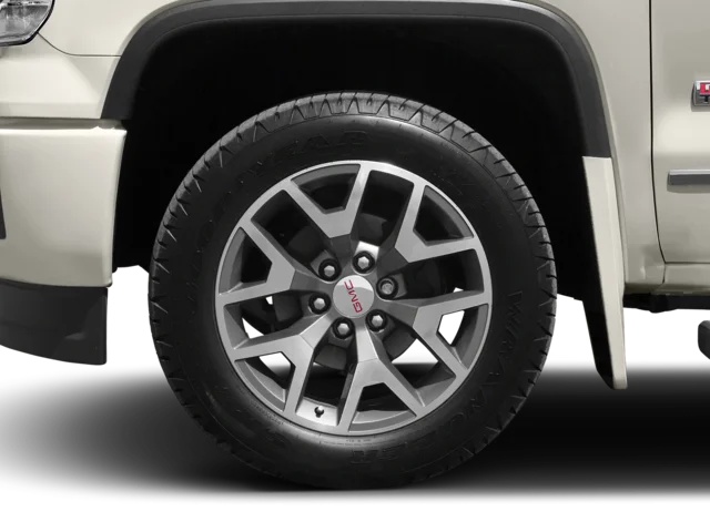 Used 2015 Bronze Alloy Metallic GMC SLT image 11