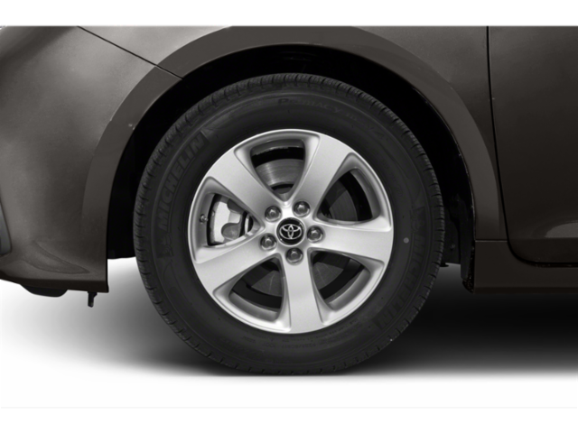 Used 2019 Predawn Gray Mica Toyota XLE image 8