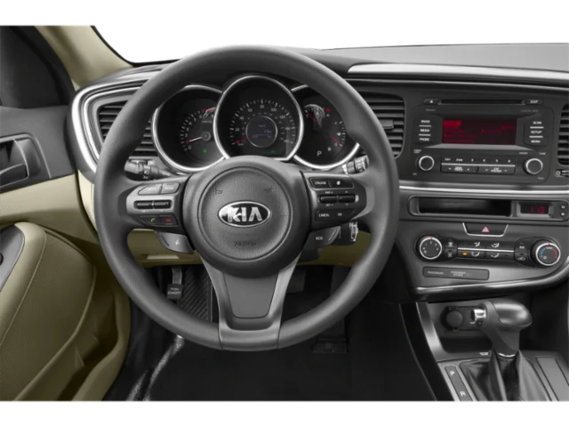 Used 2015 White Kia EX image 4