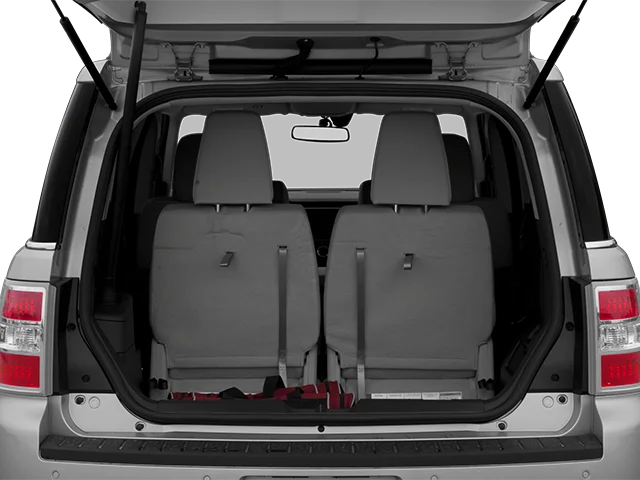 Used 2014 Silver Ford SE image 9