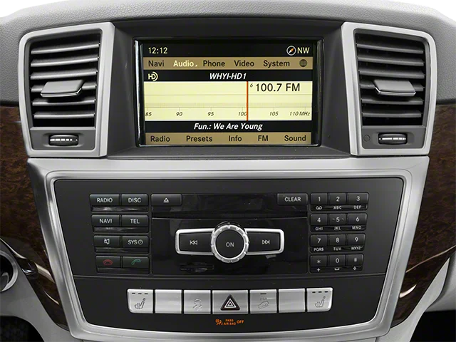 Used 2013 White Mercedes-Benz ML 350 image 7