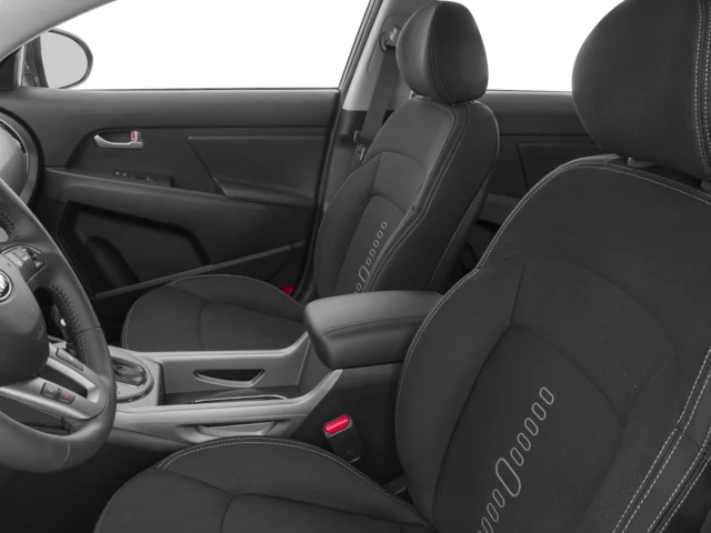 Used 2016 White Kia EX image 11
