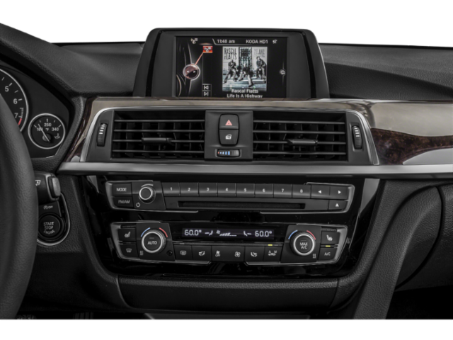 Used 2018 Jet Black BMW 320i xDrive image 7