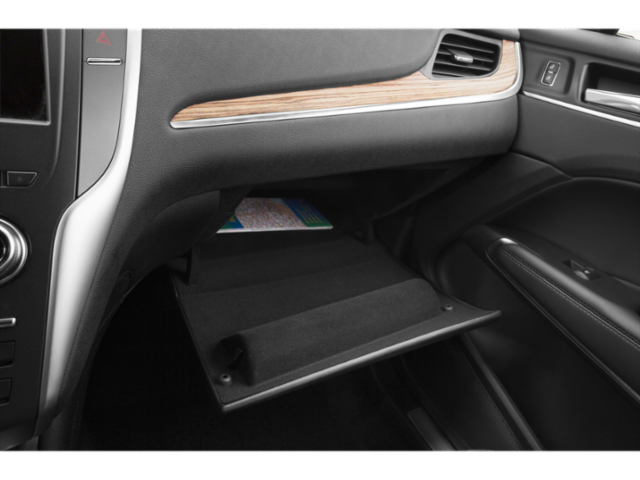 Used 2015 Black Lincoln Base image 14