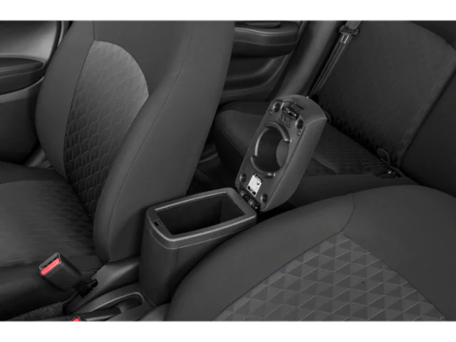 Used 2024 Graphite Gray Metallic Mitsubishi ES image 11