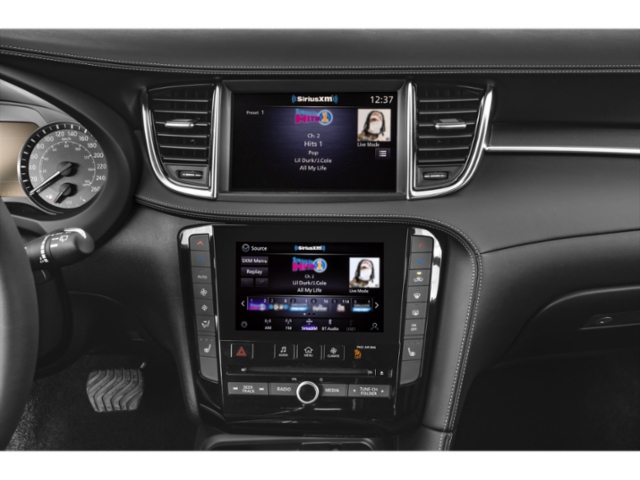 Used 2024 White INFINITI LUXE image 7