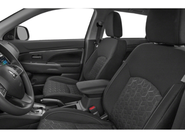 Used 2024 Silver Mitsubishi  image 6