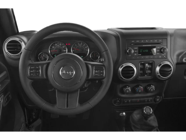 Used 2018 Silver Jeep Unlimited Sahara image 4