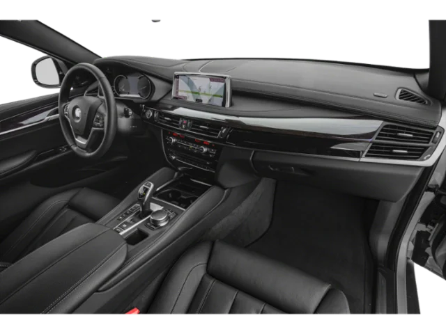 Used 2019 Black BMW xDrive50i image 22