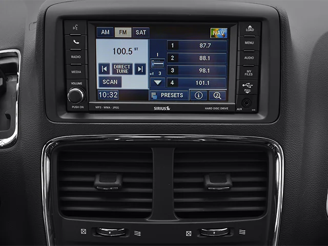 Used 2013 Bright White Clearcoat Dodge SXT image 7