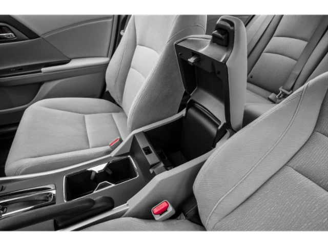 Used 2013 Silver Honda LX image 15