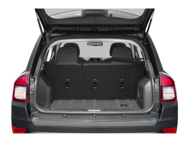 Used 2015 Black Jeep Latitude image 9