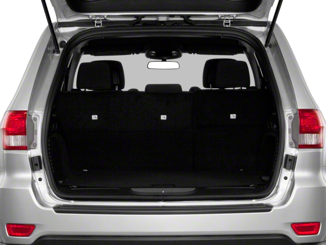 Used 2013 Bright White Jeep Limited image 10