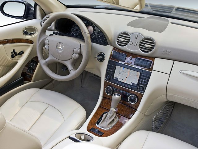 Used 2008 Diamond Silver Metallic Mercedes-Benz CLK 350 image 6