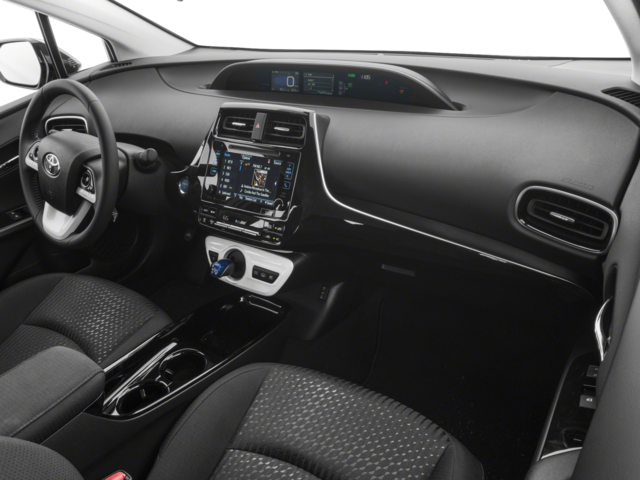 Used 2018 Titanium Glow Toyota Plus image 13
