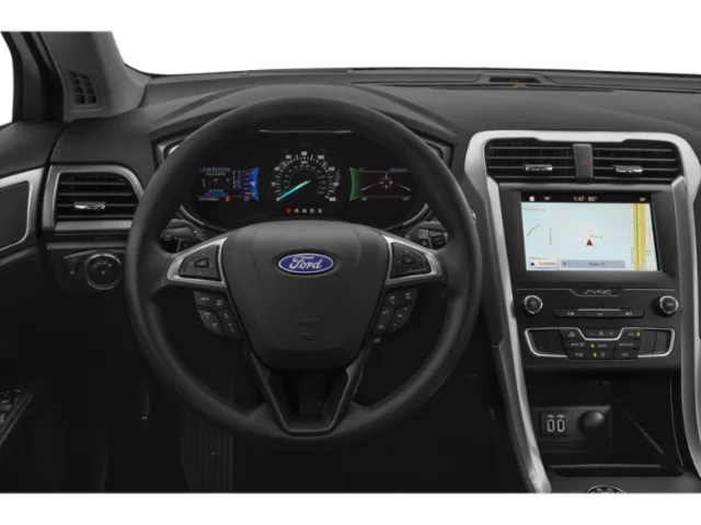 Used 2020 Silver Ford SE image 10