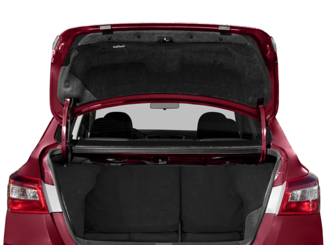 Used 2016 Silver Nissan S image 9