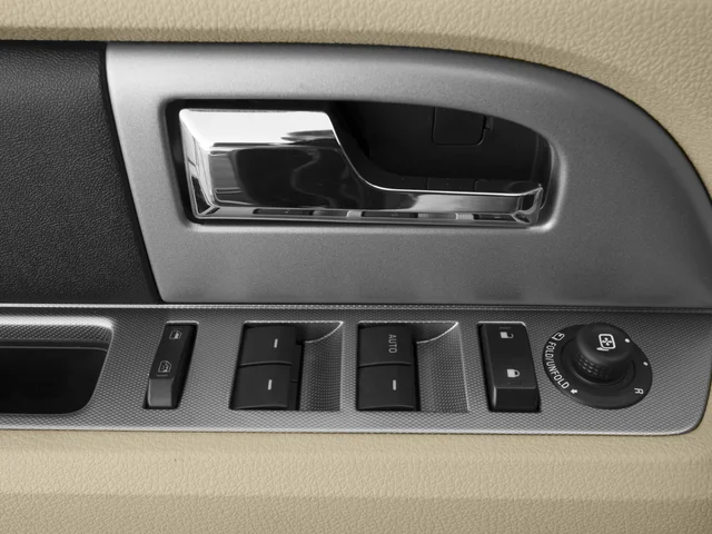 Used 2017 White Ford XLT image 17