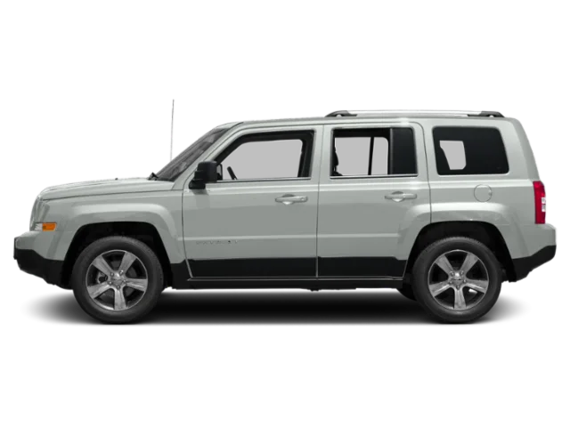 Used 2015 White Jeep High Altitude image 3