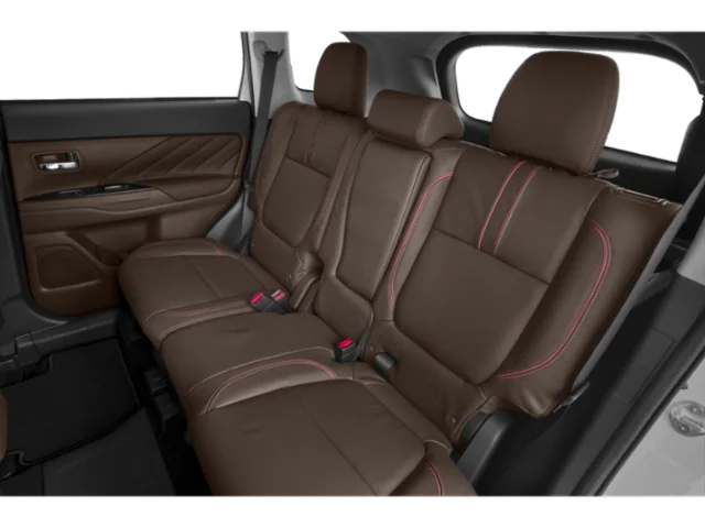 Used 2018 Ruby Black Pearl Mitsubishi GT image 11