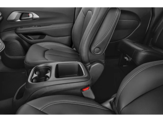 Used 2025 Black Chrysler LX image 19