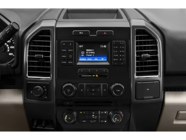 Used 2015 Blue Flame Metallic Ford XLT image 7