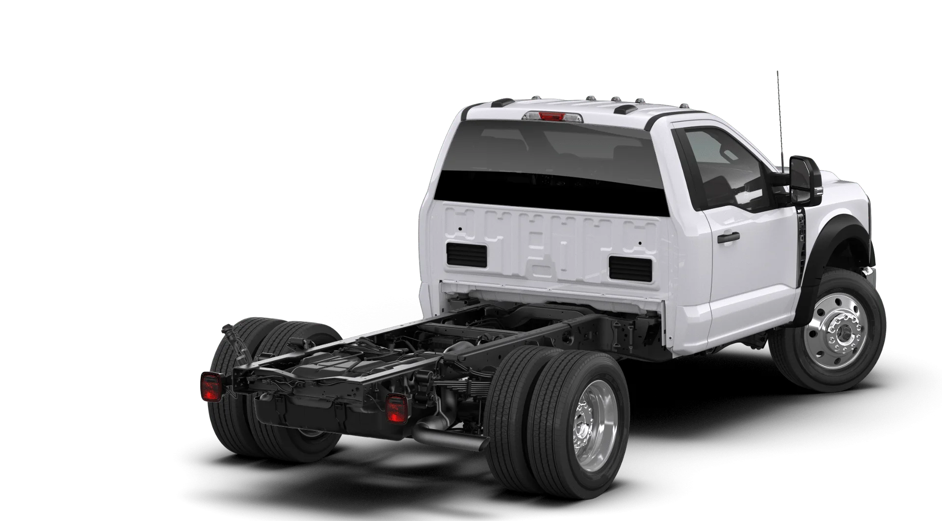 New 2026 Oxford White Ford F-600® XLT image 25