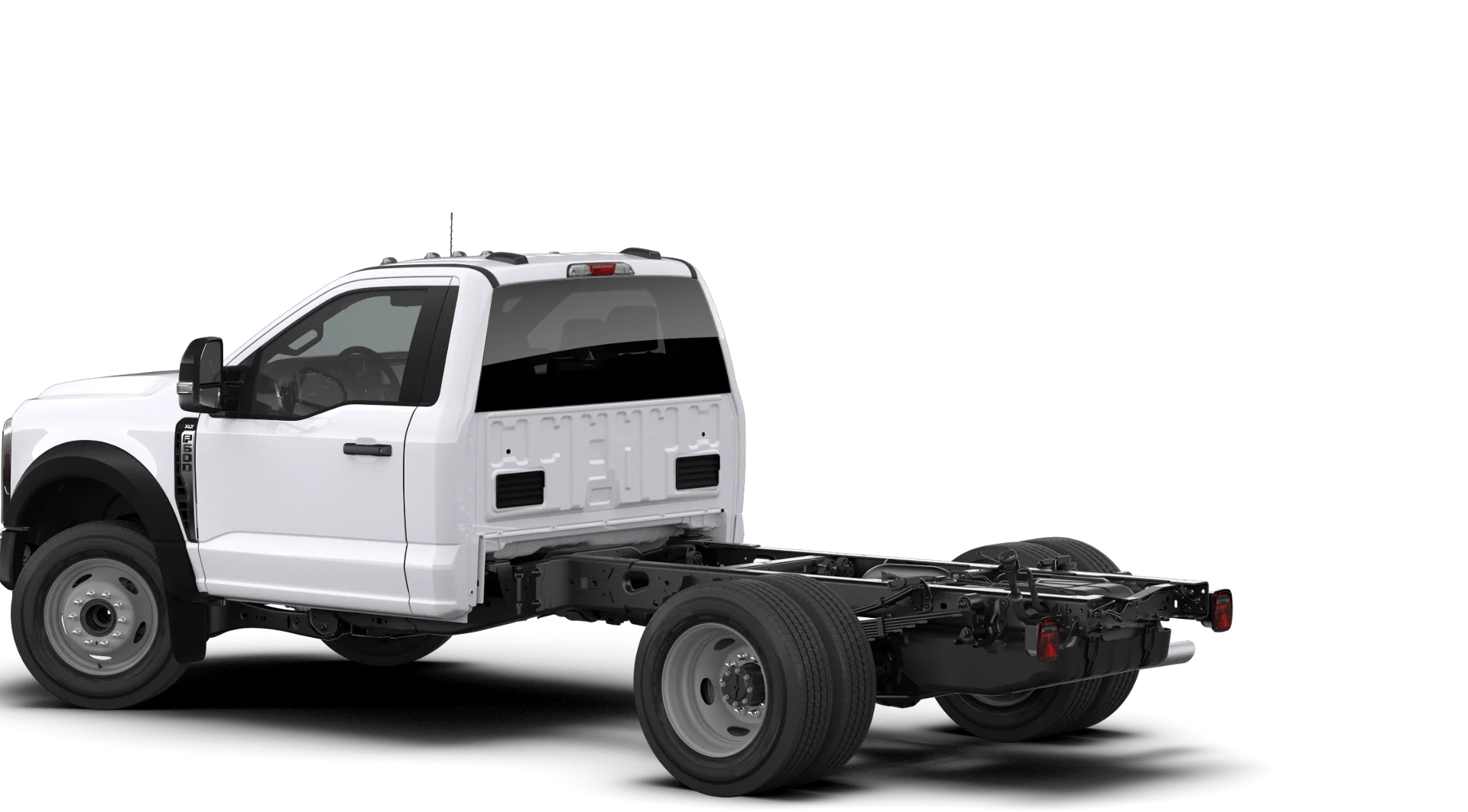 New 2026 Oxford White Ford F-600® XLT image 2