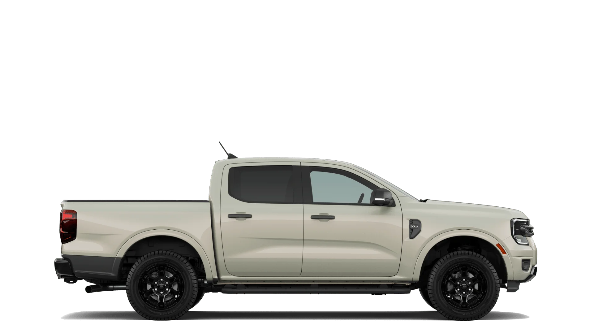 New 2026 Desert Sand Ford XLT image 5