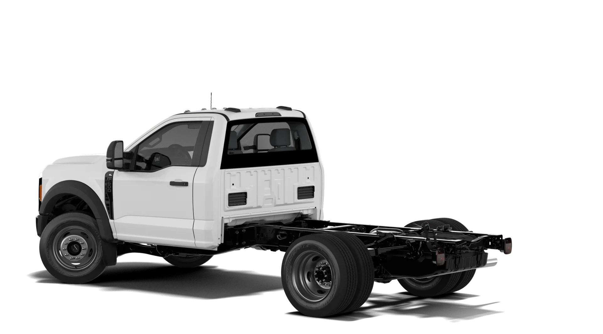 New 2027 Oxford White Ford F-600® XL image 2