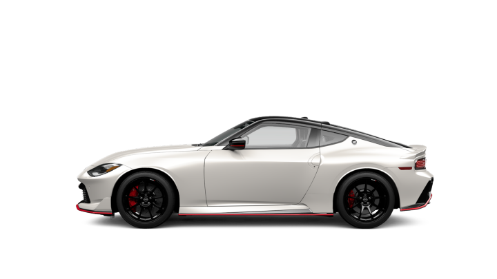 New 2027 Pearl White TriCoat / Super Black Two-tone Nissan NISMO® image 2